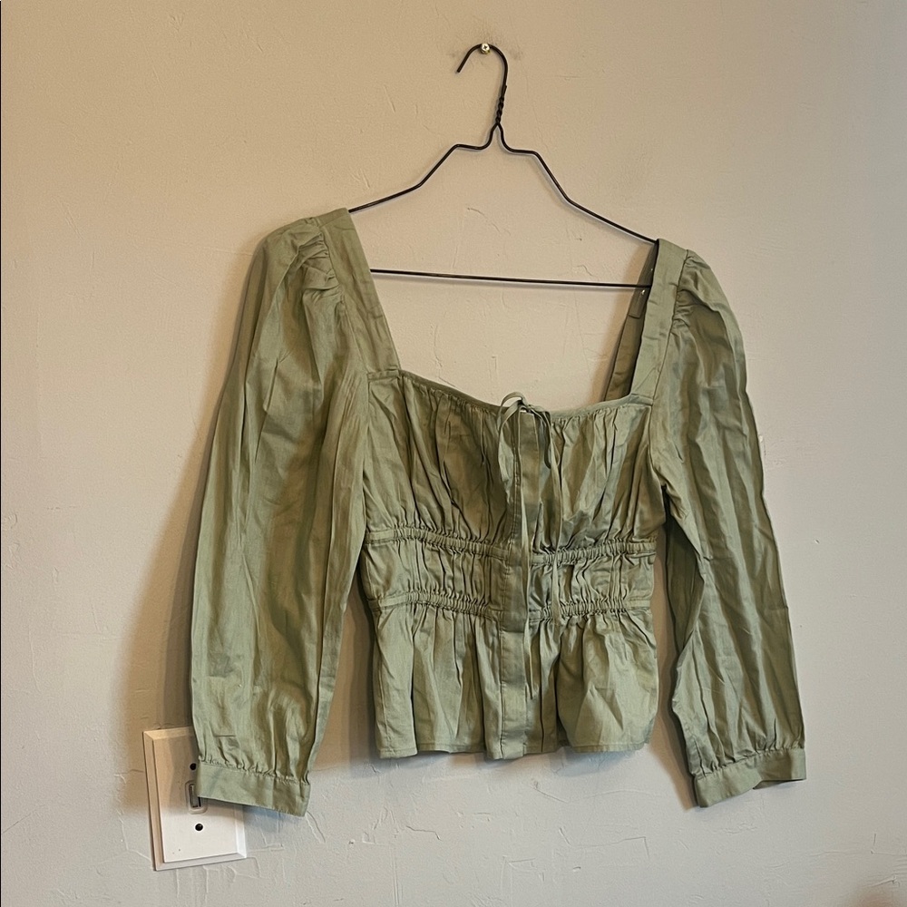 J Crew size 4 cotton pale green and ruched top